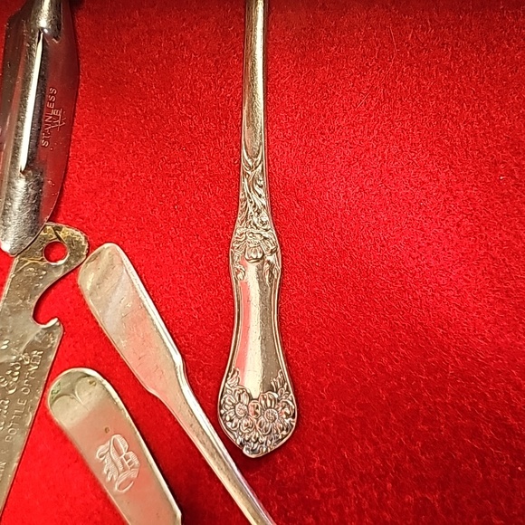 8 pcs of Antique VTG Kitchenware  Drawer Clean Out LOT - Picture 5 of 7